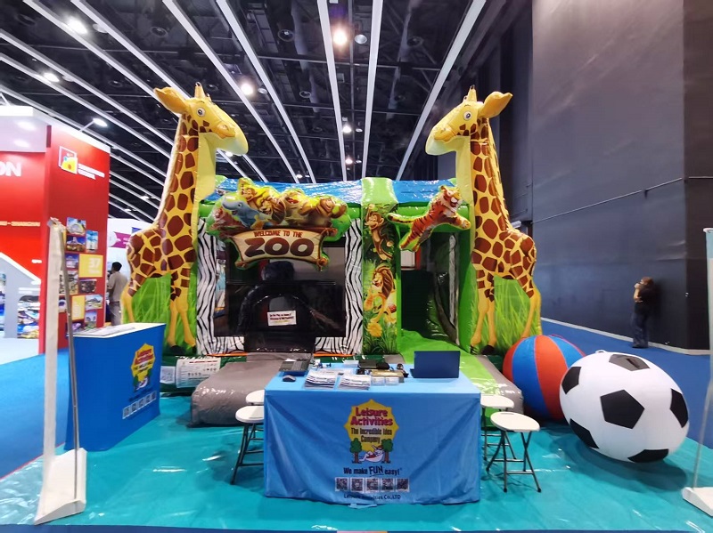 Leisure Activities® ले चिडियाखानालाई IAAPA EXPO ASIA मा ल्याउँछ शो-स्टपिङ ४ मिटर इन्फ्लेटेबल बाउन्सी क्यासलको साथ